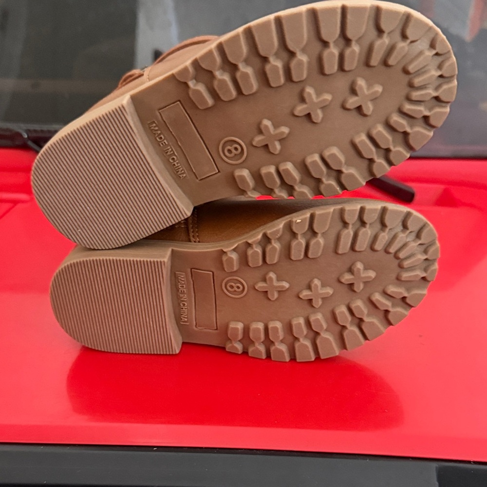 Old Navy Tan/Brown Toddler Ankle Boots - Picture 3 of 4